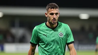 Cercle Brugge faces Lommel SK on Saturday evening at Jan Breydelstadion, seeking a first win of the season after taking...