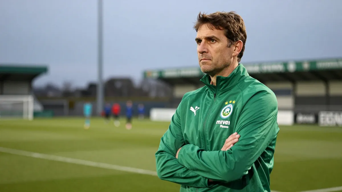 Voormalig Cercle Brugge-trainer Henk Brugge blikt terug op zijn drie seizoenen in Brugge, waar hij Europese play-offs...